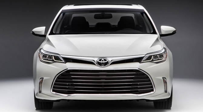 Toyota Avalon 2016 front view image